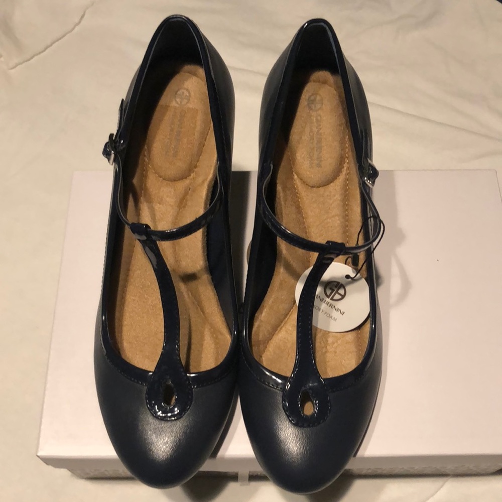 NWT Giani Bernini Mary Jane heels